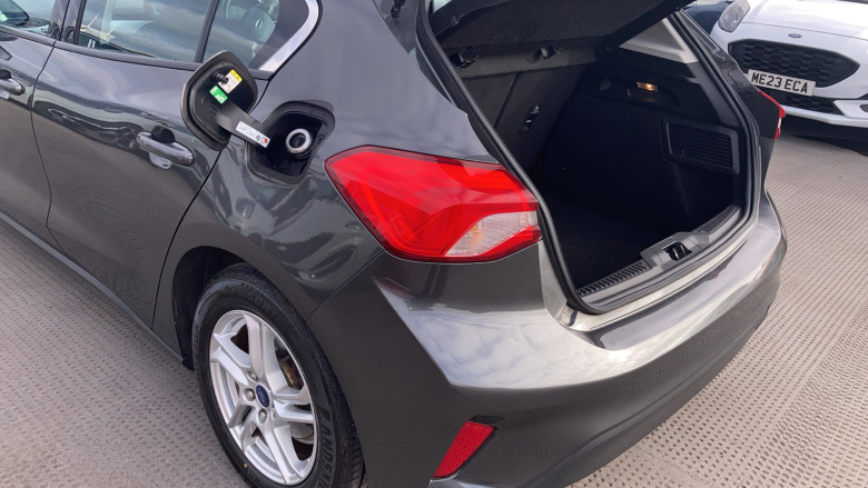 Ford Focus 1.0 EcoBoost 125 Zetec 5dr Petrol Hatchback